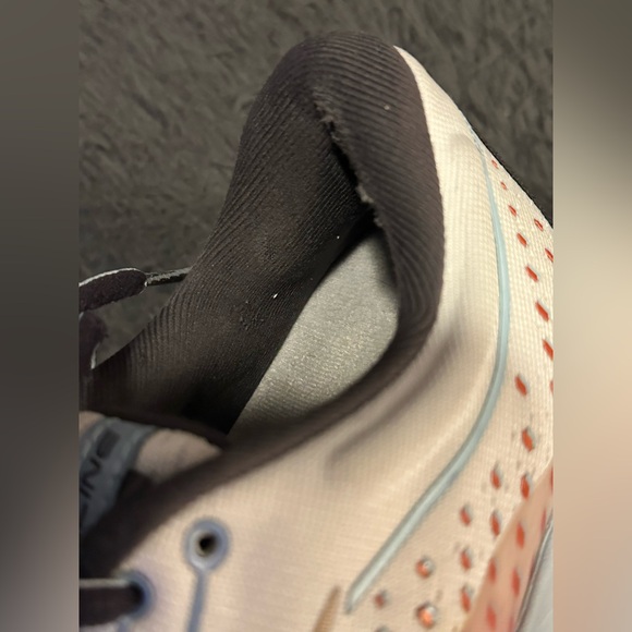 Brooks Women's Adrenaline GTS 21 running shoes White/Alloy/Light Blue Size 10 - Picture 8 of 14